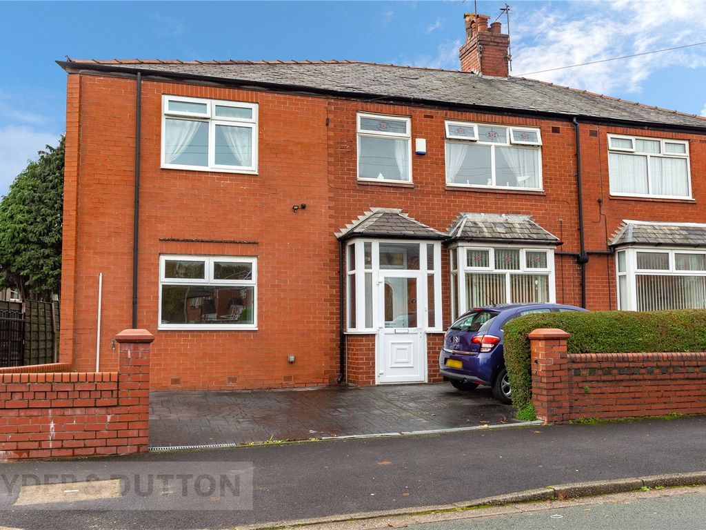 4 bed semidetached house for sale in Raven Avenue, Chadderton, Oldham