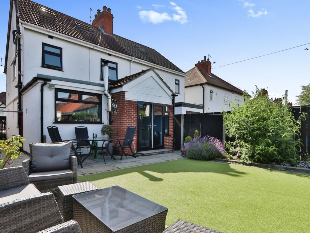 3 bed semidetached house for sale in Anlaby Park Road North, Hull HU4