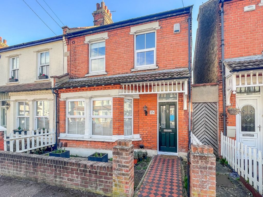3 bed semidetached house for sale in Trafalgar Road, Shoeburyness