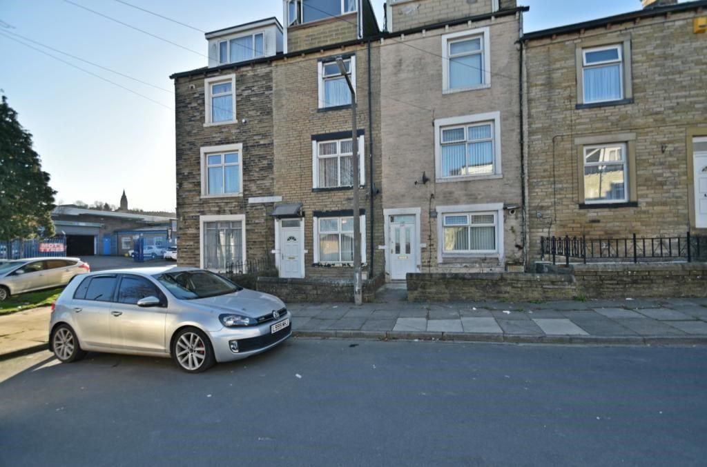 4 bed terraced house for sale in Hartington Terrace, Bradford BD7 Zoopla