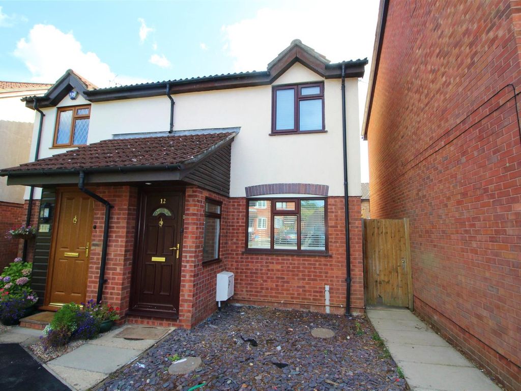 1 bed property to rent in Hawkins Close, Borehamwood WD6 Zoopla