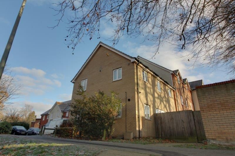 2 bed flat for sale in Merrill Heights, Ipswich IP2 Zoopla
