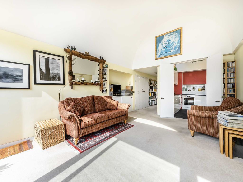 1 bed flat for sale in Barbican, London EC2Y, £830,000 Zoopla