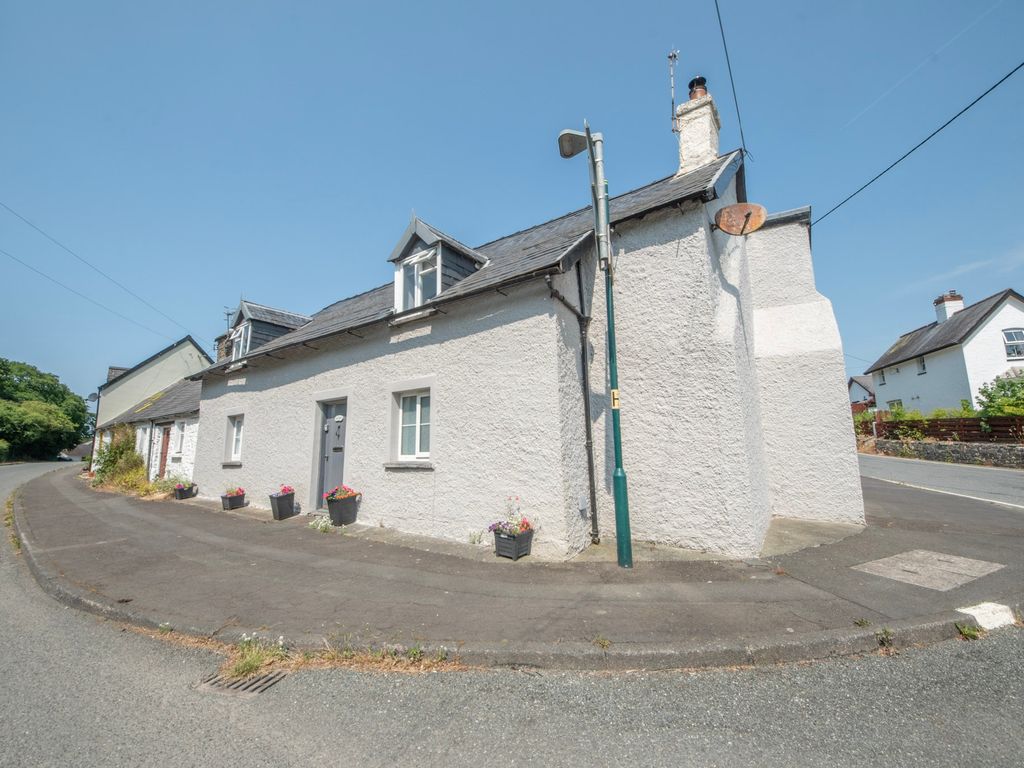2 bed cottage for sale in The Cross, Clarach, Aberystwyth, Ceredigion