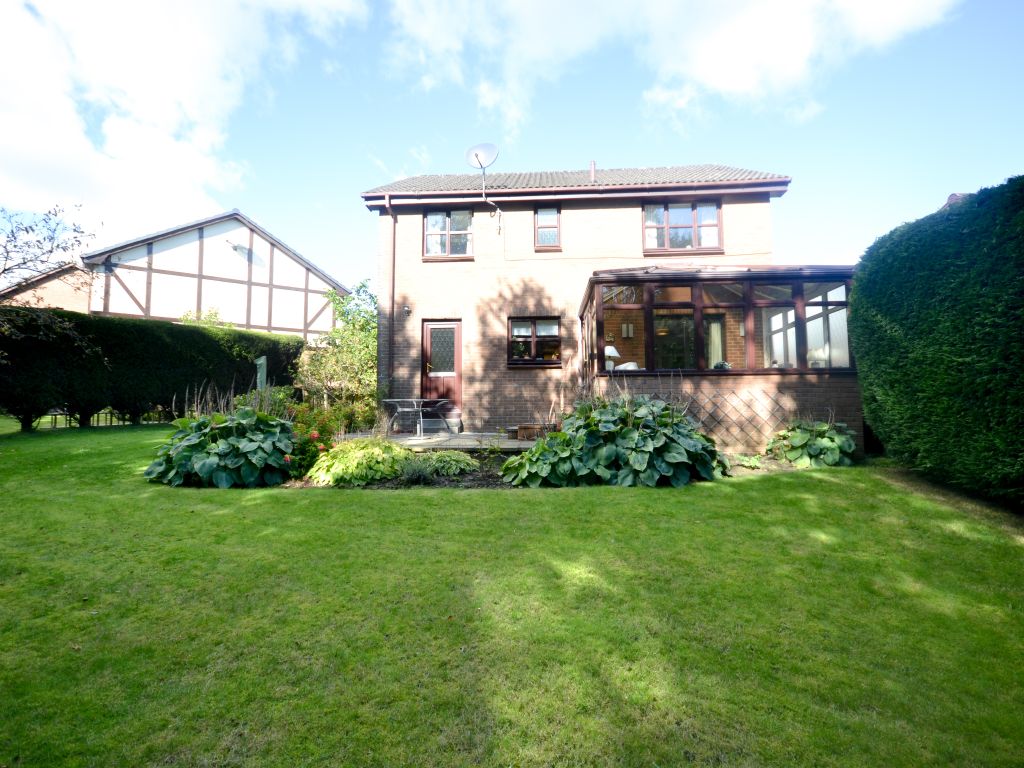 4 bed detached house for sale in Muirfield Road, Cumbernauld G68 Zoopla