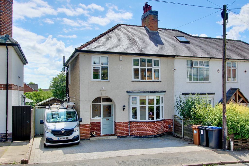 3 bed semidetached house for sale in Linden Road, Hinckley LE10 Zoopla