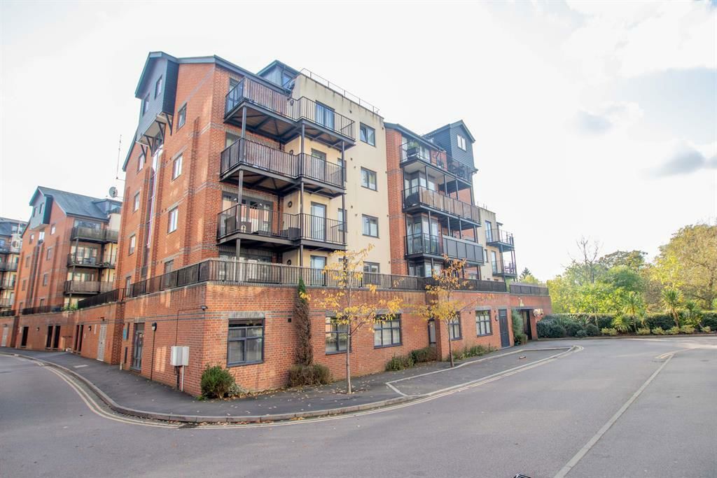 1 bed flat for sale in Tanners Wharf, Stortford CM23, £150,000 Zoopla