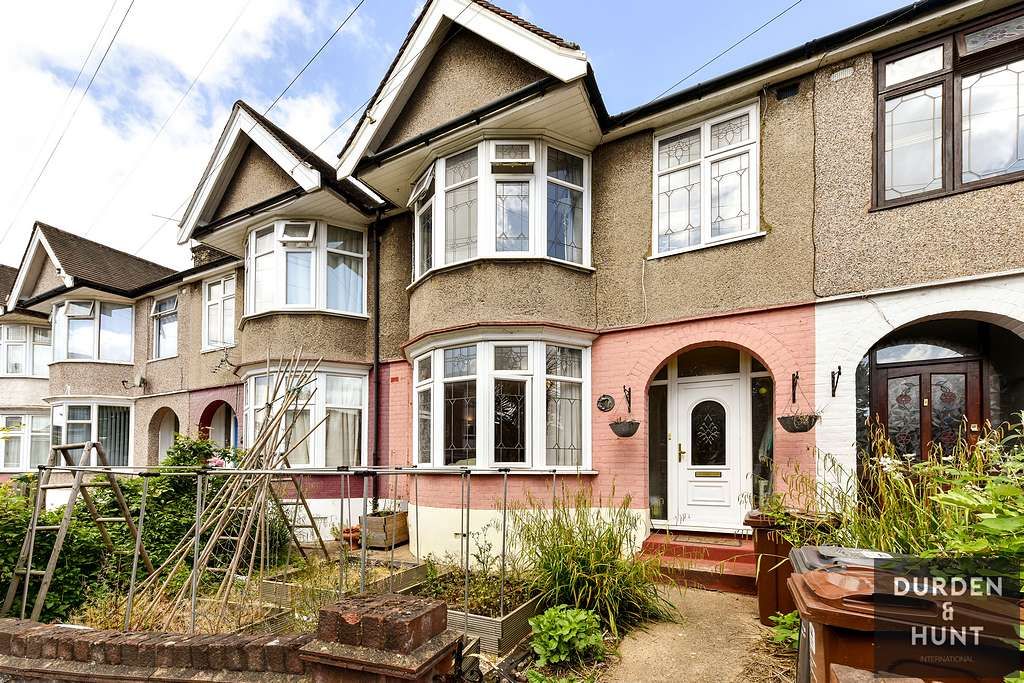 4 bed terraced house for sale in Thornhill Gardens, Barking IG11 Zoopla