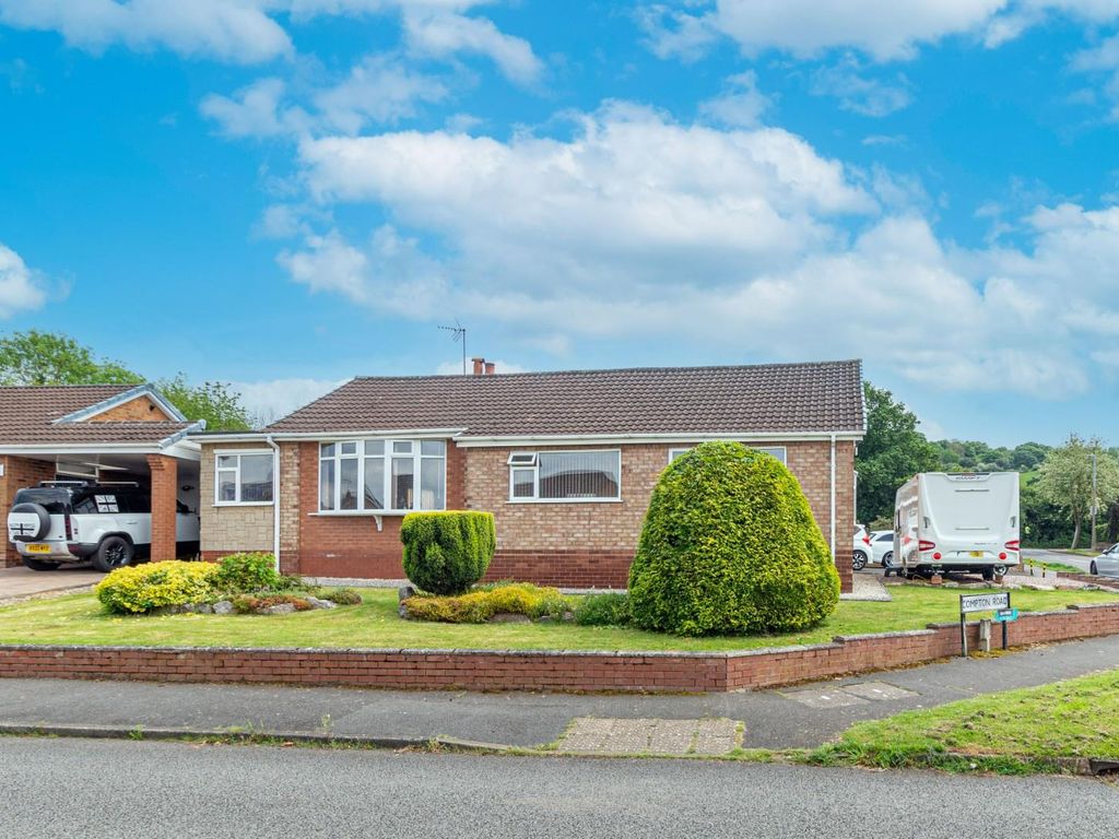 3 bed detached bungalow for sale in Swindell Road, Pedmore, Stourbridge