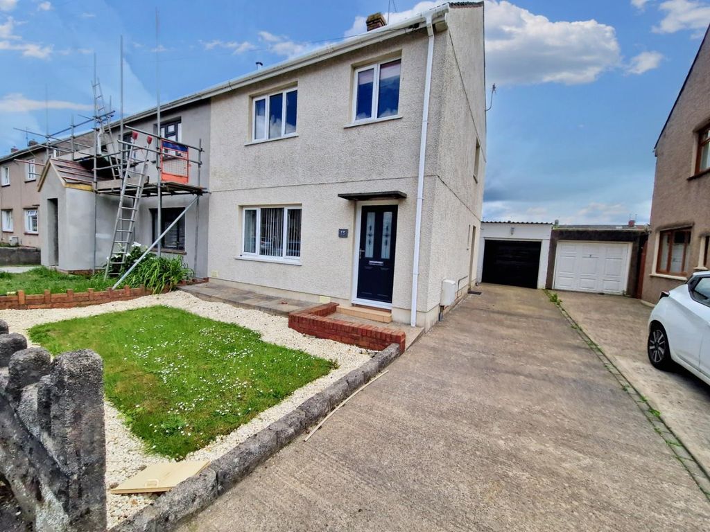 3 bed semidetached house for sale in Woodland Avenue, Pencoed