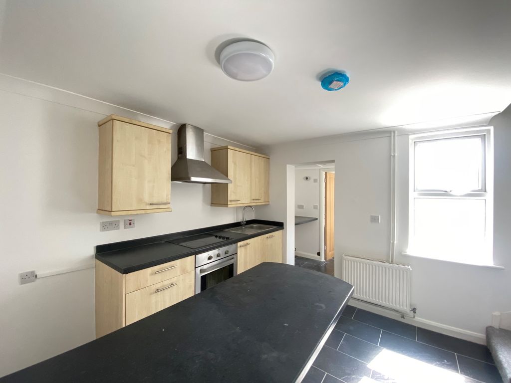 3 bed terraced house to rent in Holborough Road, Snodland ME6 Zoopla