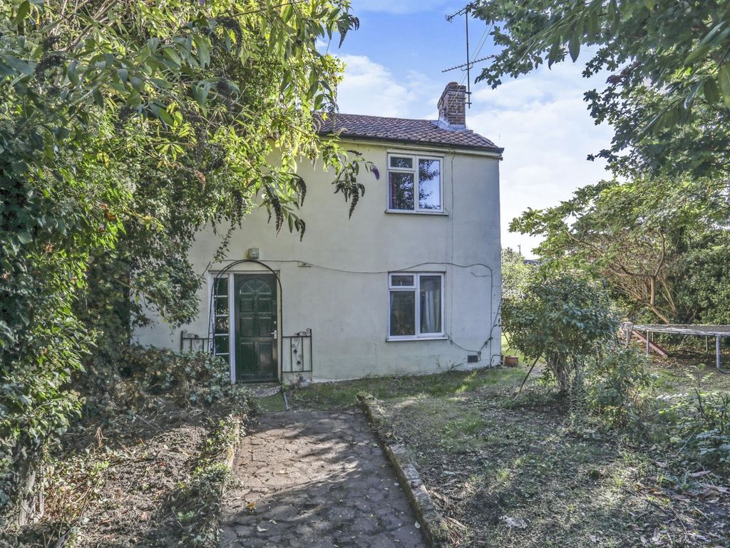 4 bed detached house for sale in Fairfield Hill, Stowmarket IP14 Zoopla