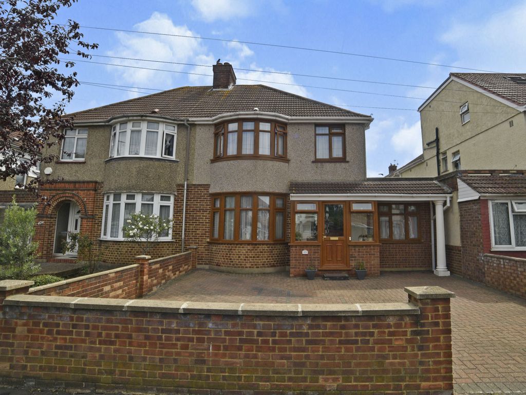 4 bed semidetached house for sale in Lady Margaret Road, Southall UB1