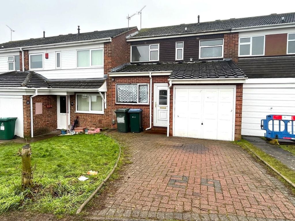 3 bed terraced house to rent in Wimborne Drive, Clifford Park, Coventry