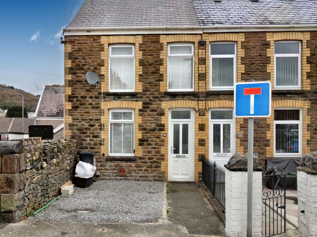 3 bed semidetached house for sale in Bethlehem Road, Skewen, Neath