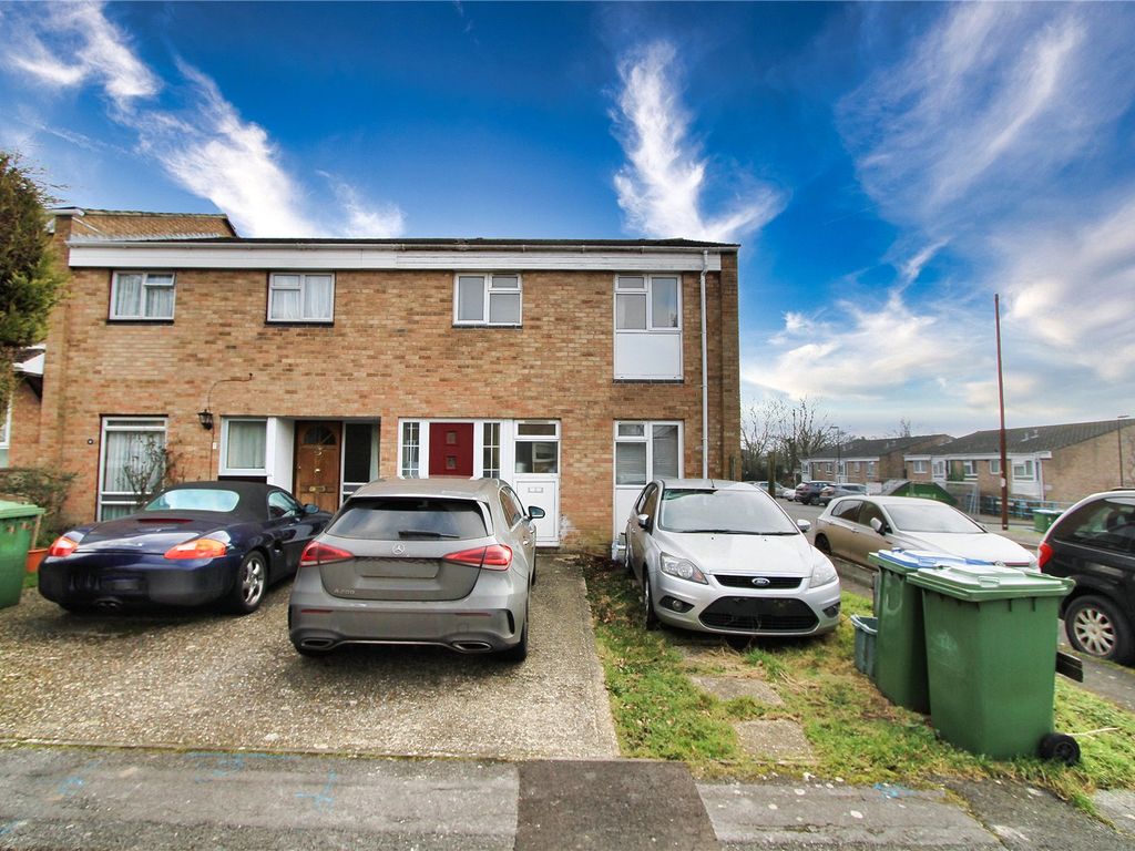 3 bed terraced house for sale in Lundy Close, Southampton, Hampshire
