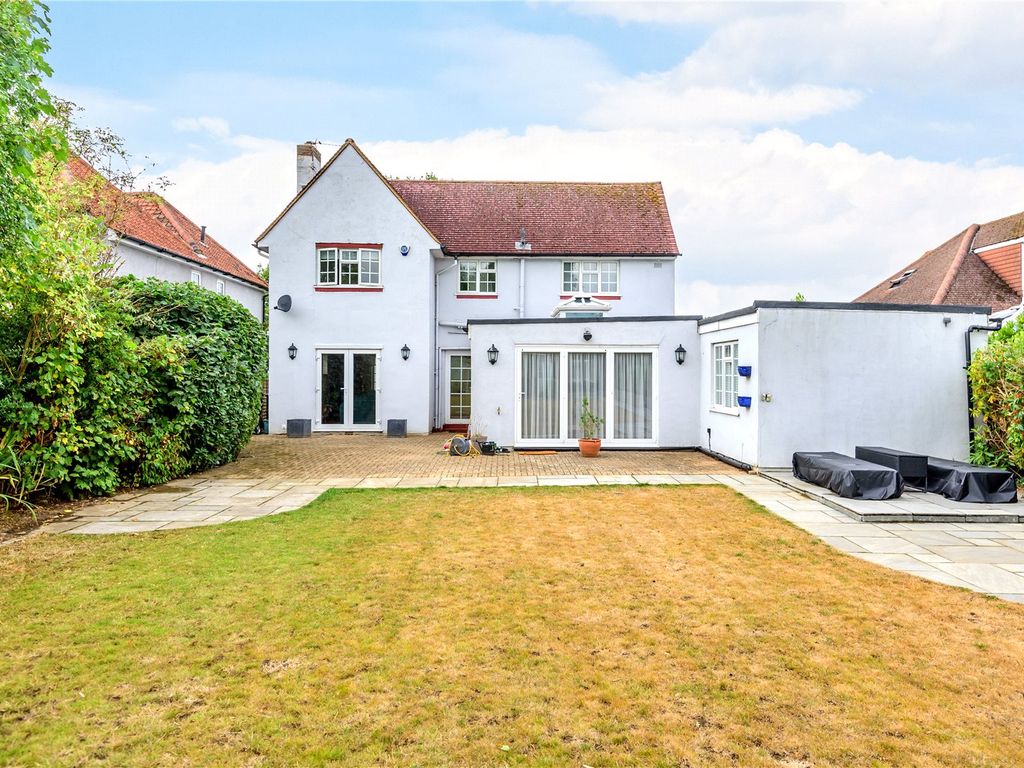 4 bed detached house for sale in Farleigh Road, Warlingham, Surrey CR6