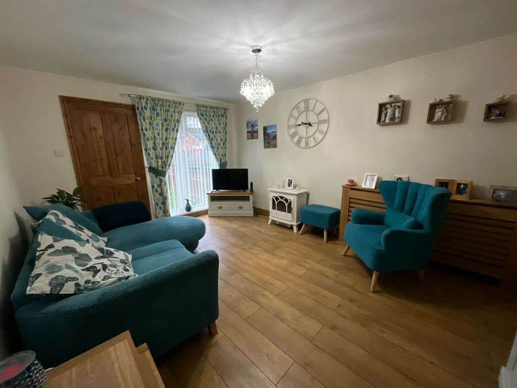 2 bed flat for sale in Lichfield Way, Jarrow, Tyne And Wear NE32, £