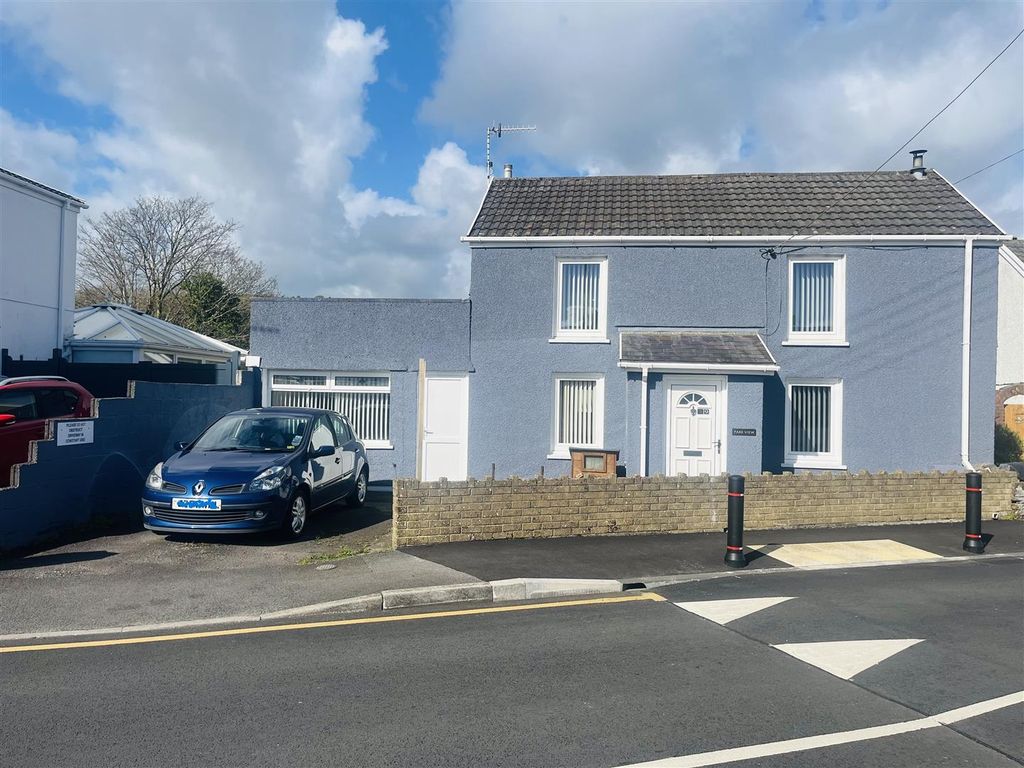 3 bed detached house for sale in Ashburnham Road, Pembrey, Burry Port SA16, £287,000 Zoopla