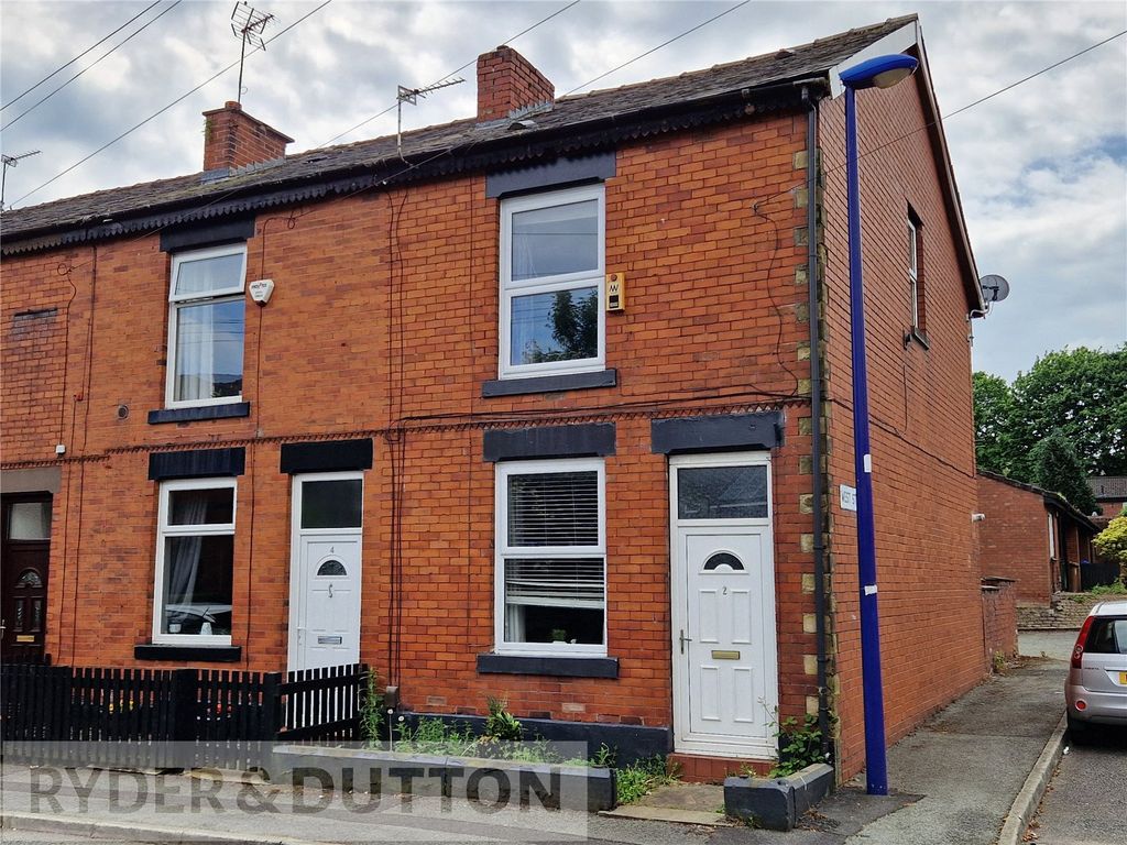 3 bed end terrace house to rent in Holland Street, Heywood, Greater
