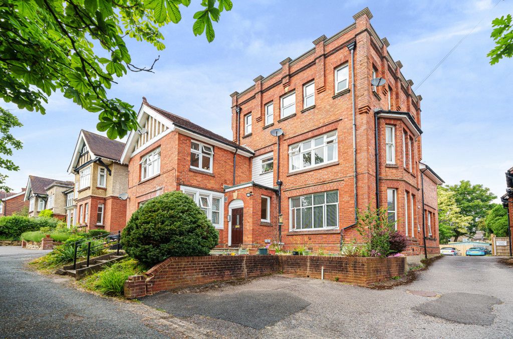 1 bed flat for sale in Brook Street, Tonbridge, Kent TN9 Zoopla