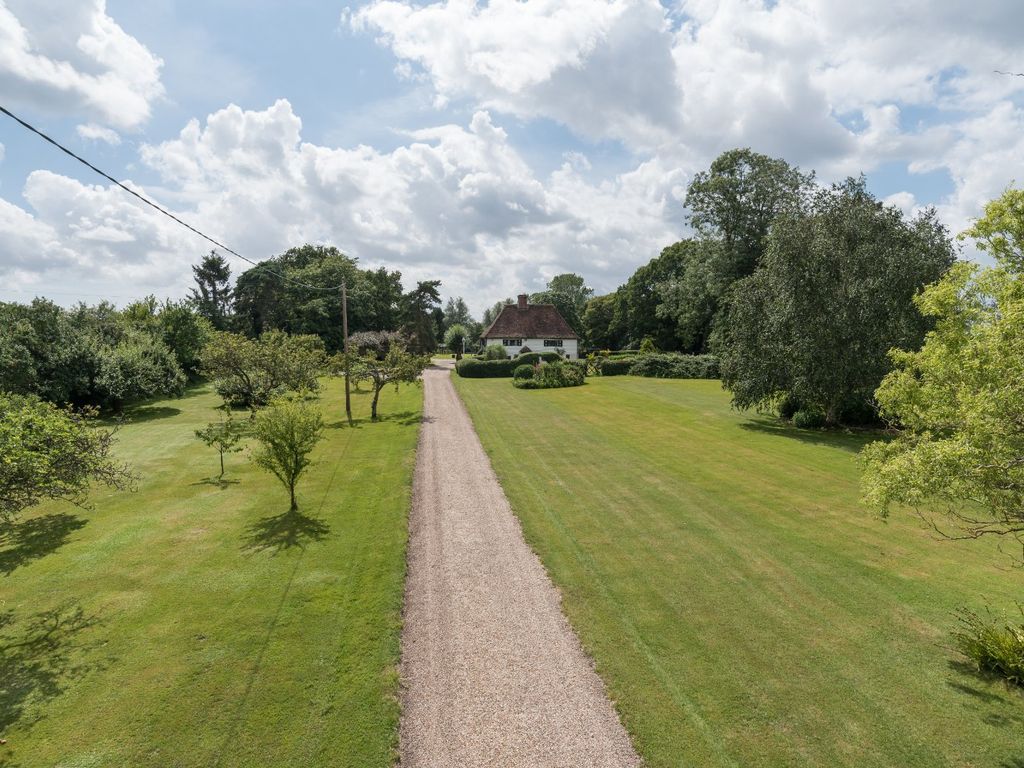 6 bed detached house for sale in Mersham, Ashford, Kent TN25, £
