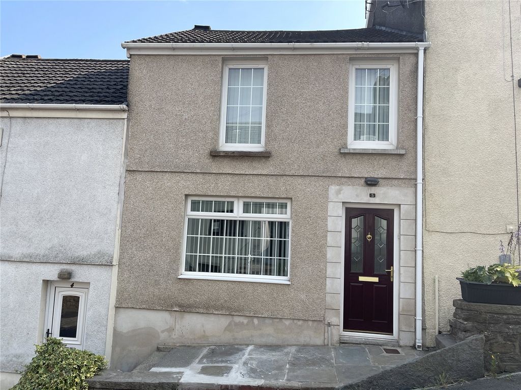 2 bed terraced house for sale in Clifton Hill, Abertawe, Clifton Hill
