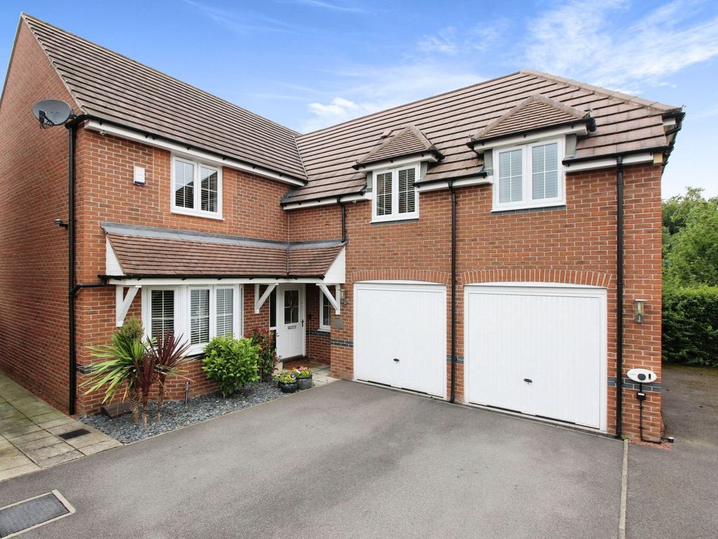 4 bed detached house for sale in Yates Croft, Farnsfield, Newark NG22
