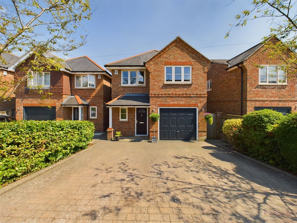 4 bed detached house for sale in Littleworth Road, Downley, High