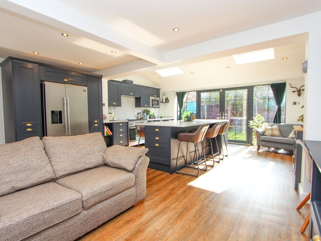 4 bed semidetached house for sale in Long Croft, Yate BS37 Zoopla