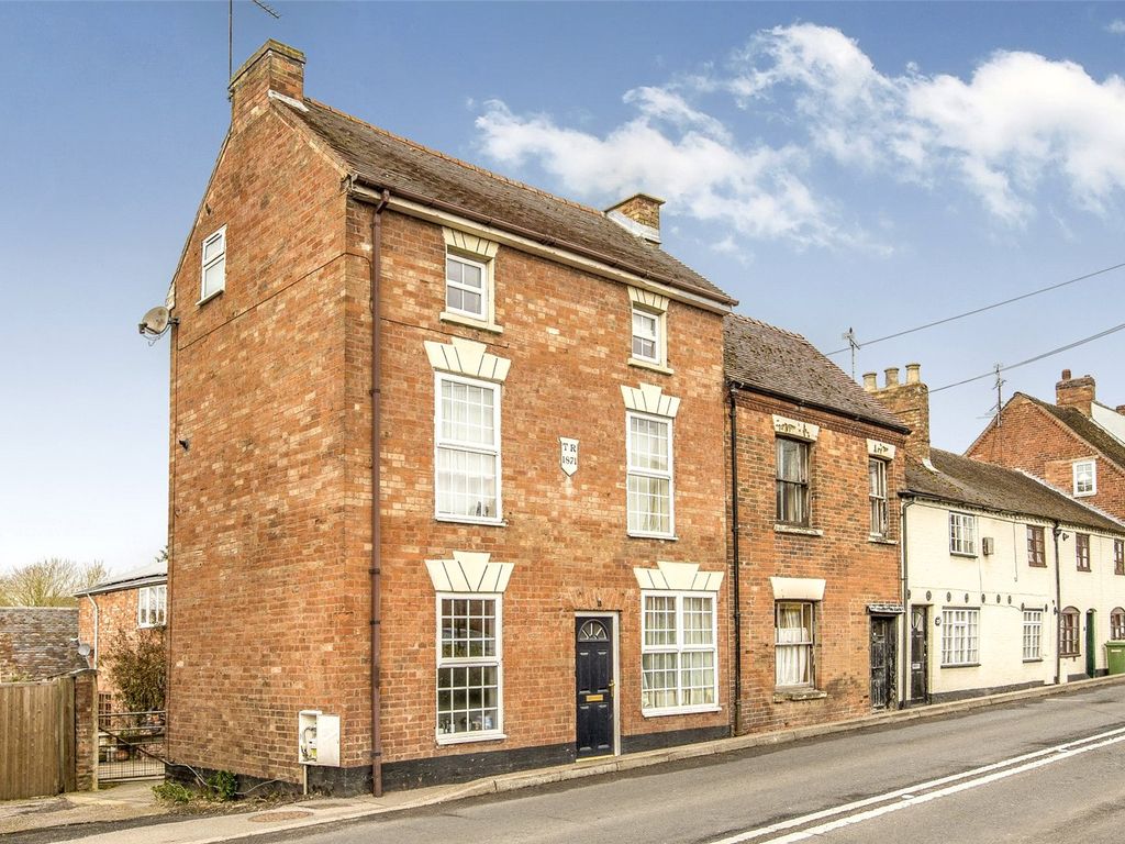 3 bed end terrace house for sale in oxford street, southam, warwickshire cv47