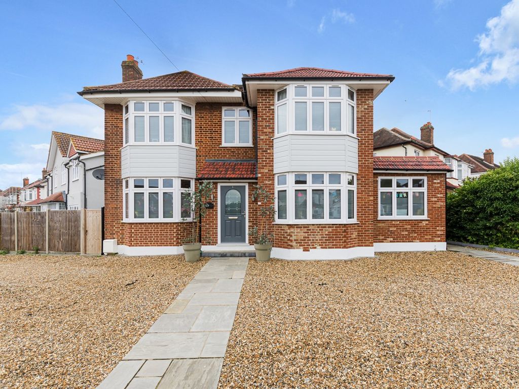 4 bed detached house for sale in Red House Lane, Bexleyheath DA6, £
