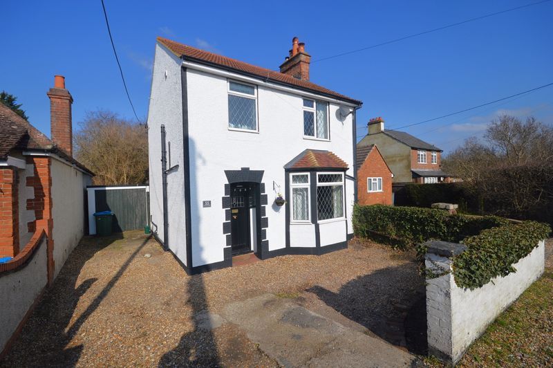 2 bed detached house for sale in Station Road, Stoke Mandeville