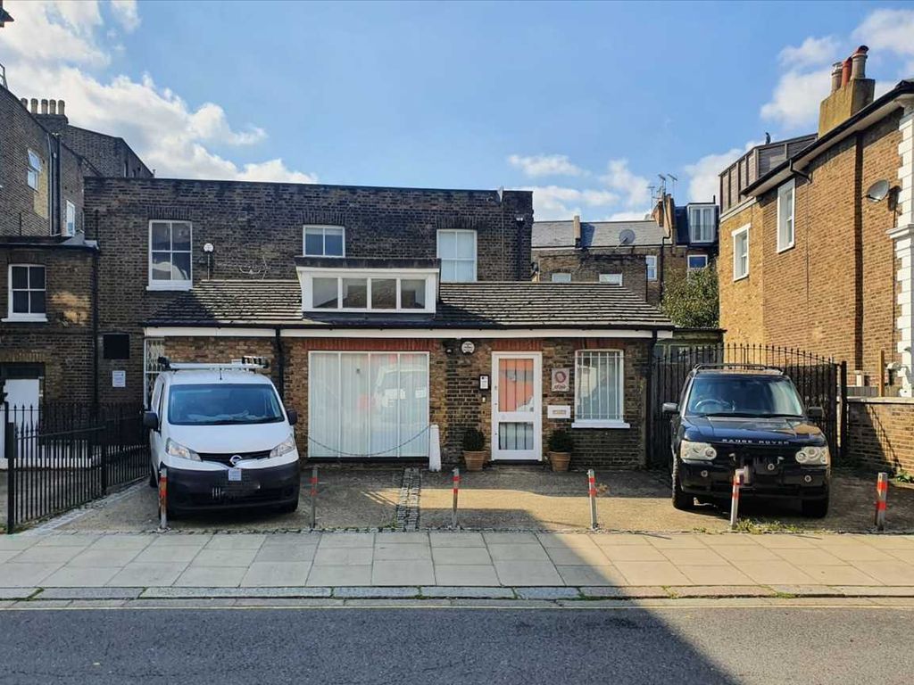 2 bed semidetached house for sale in Stowe Road, London W12 Zoopla