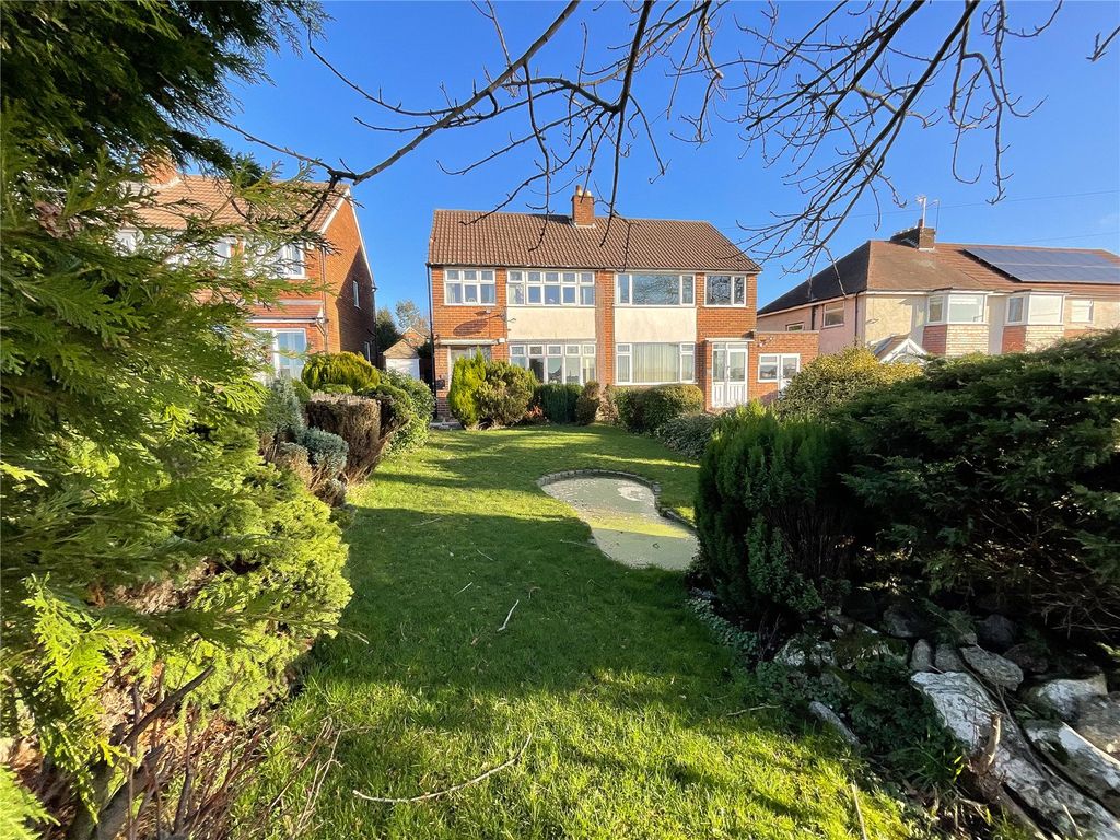 3 bed semidetached house for sale in Aldridge Road, Streetly, Sutton