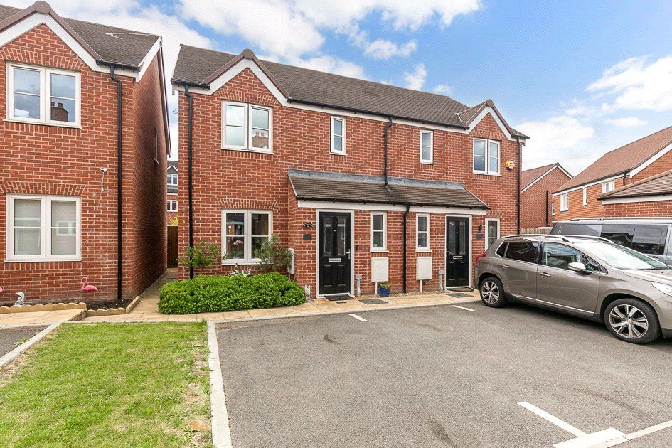 3 bed semidetached house for sale in Eames Crescent, Horley, Surrey