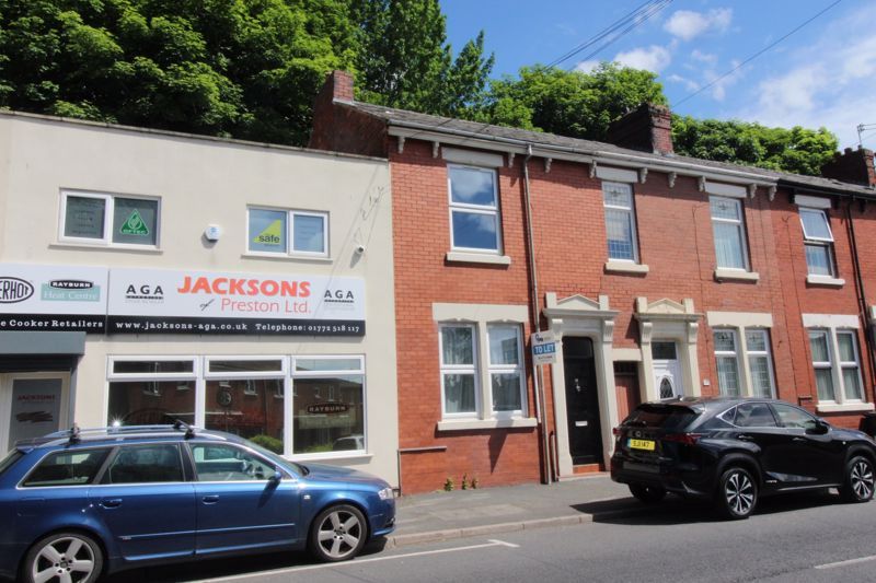 2 bed terraced house to rent in Tulketh Road, AshtonOnRibble, Preston