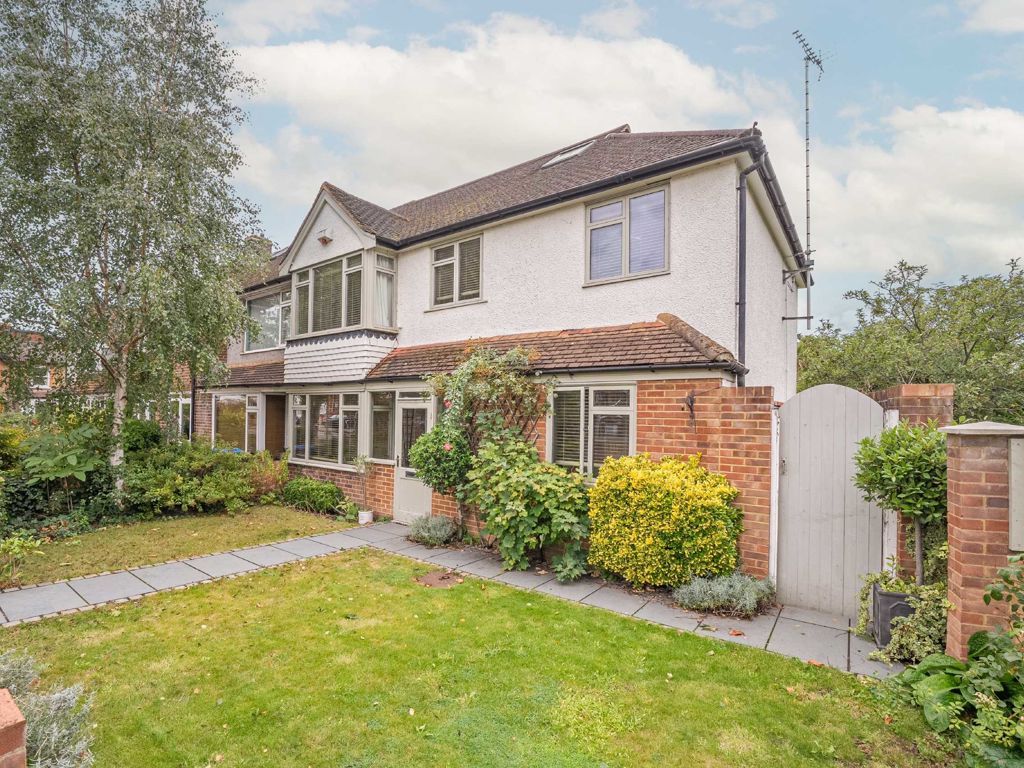 4 bed property for sale in Park Road, Kingston Upon Thames KT2, £