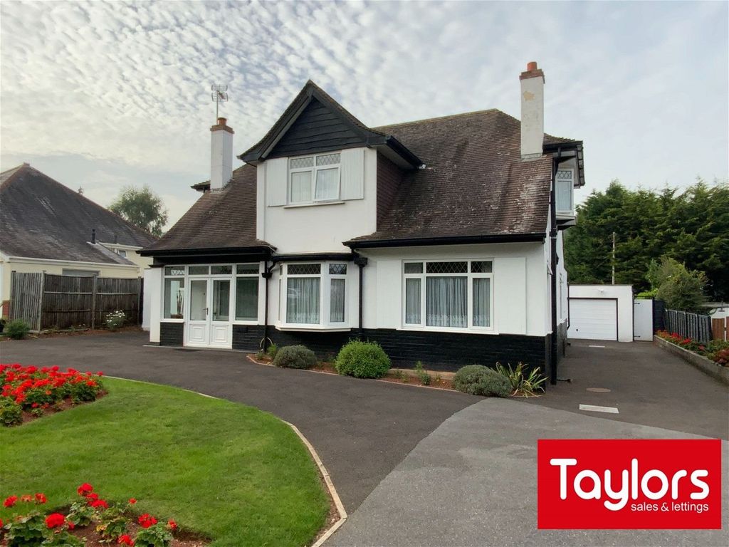 4 bed detached house for sale in Totnes Road, Paignton TQ4, £475,000