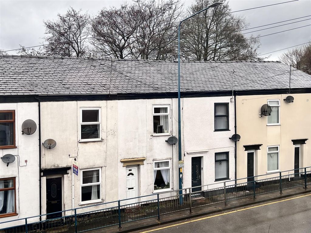 Huddersfield Road, Stalybridge SK15  