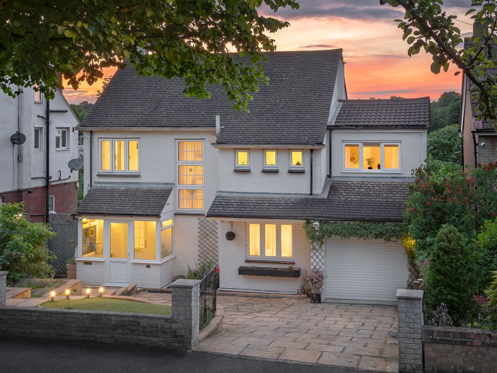 4 bed detached house for sale in Woodside Road, Purley CR8, £775,000