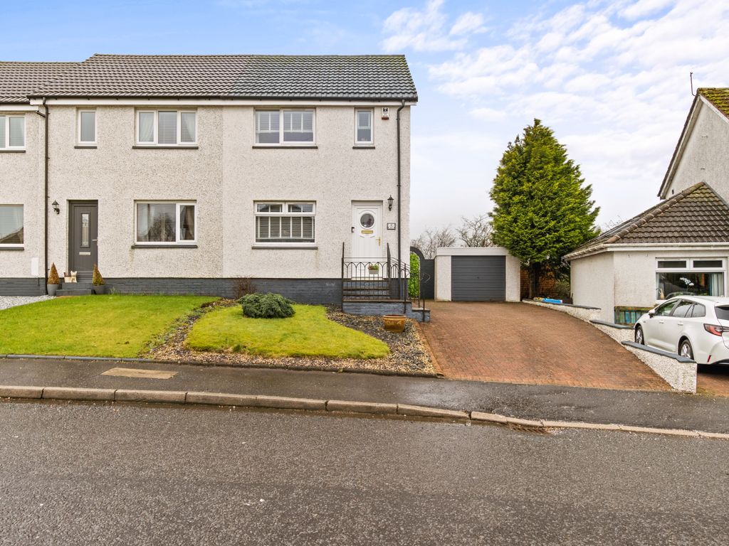 3 bed semidetached house for sale in Glen Shee Avenue, Neilston