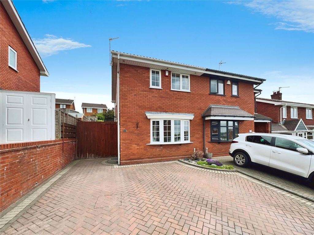 2 bed semidetached house for sale in Cowley Drive, Dudley, West