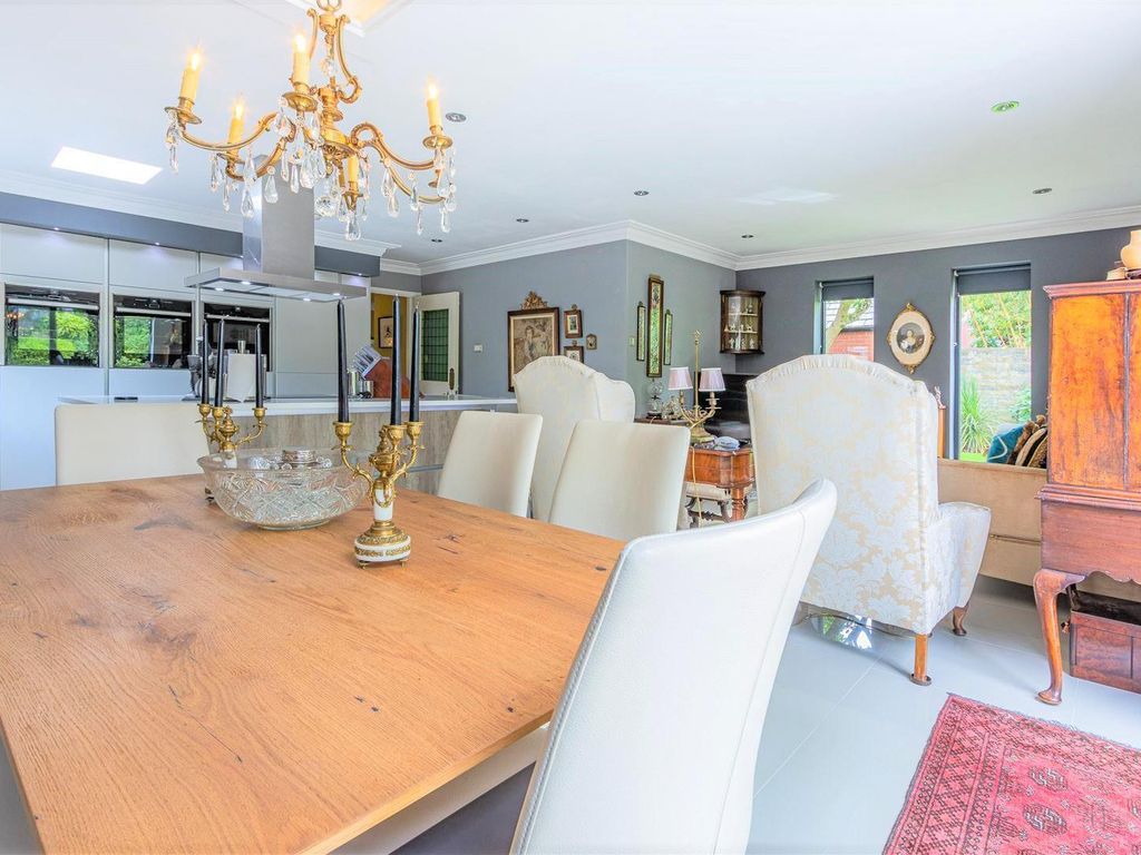 2 bed property for sale in Victoria Road, Penarth CF64, £650,000 Zoopla