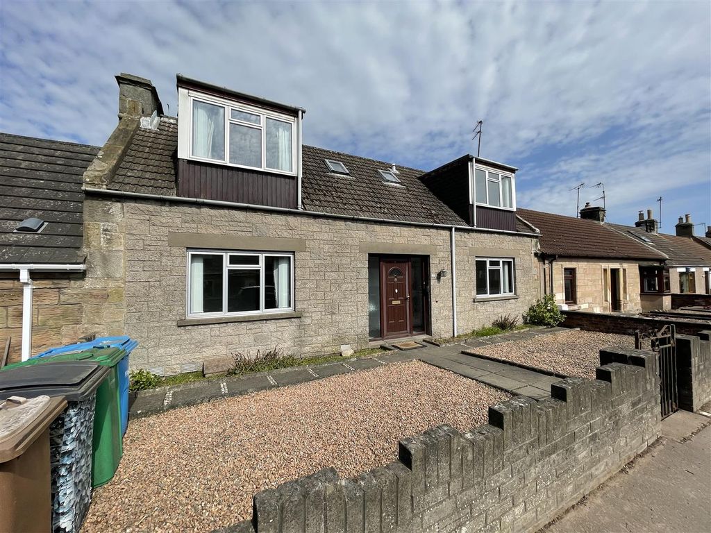3 bed terraced house for sale in Main Street, Dairsie, Cupar KY15, £