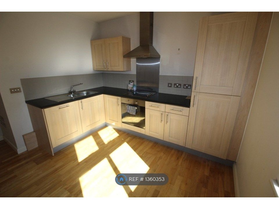 2 bed flat to rent in Free School Lane, Halifax HX1 Zoopla