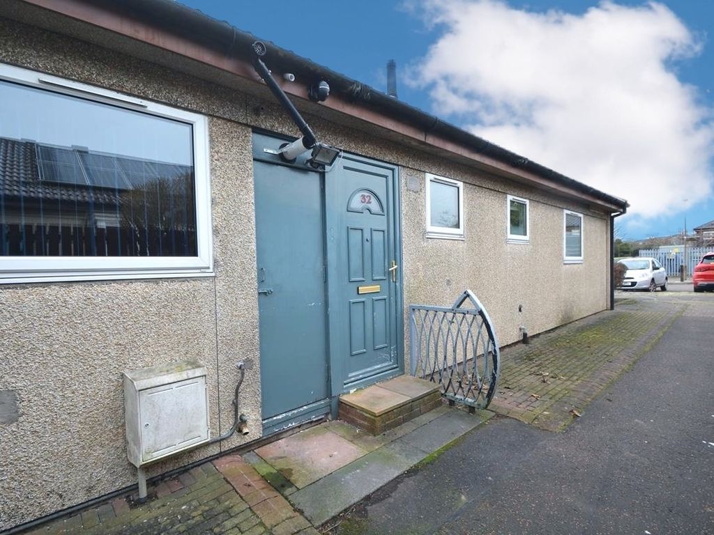 3 bed terraced bungalow for sale in Melbourne Street, Livingston EH54