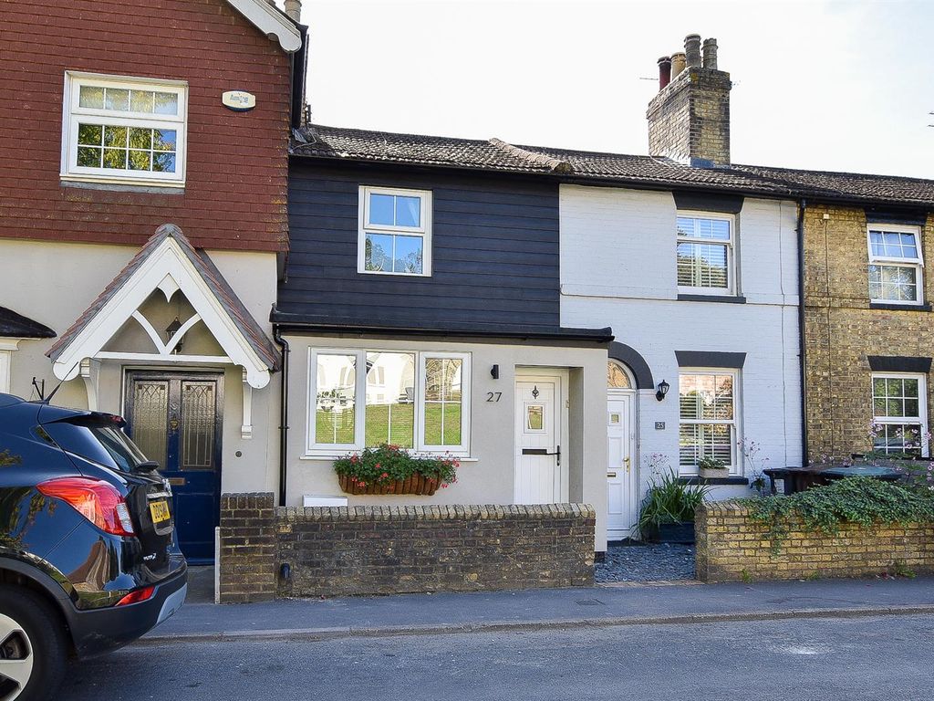 3 bed terraced house to rent in Rochester Road, Aylesford ME20 Zoopla