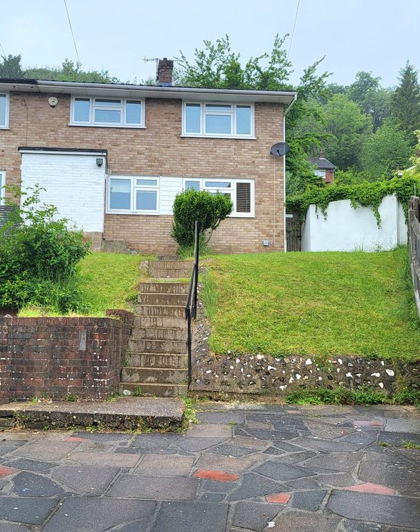 3 bed end terrace house for sale in Kings Road, Biggin Hill, Westerham