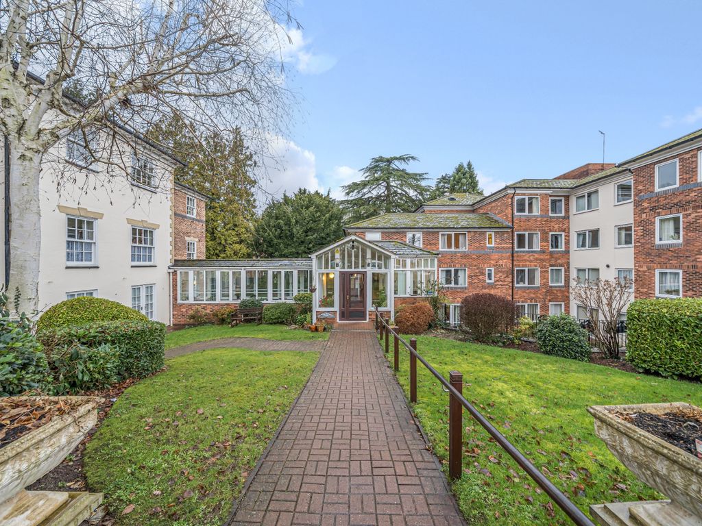 2 bed flat for sale in Worcester Road, Malvern WR14 Zoopla